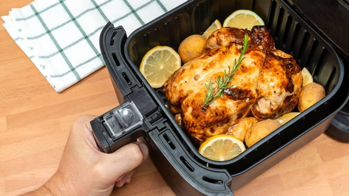 The Drawbacks of Air Fryers That Sellers Too Often Forget to Mention