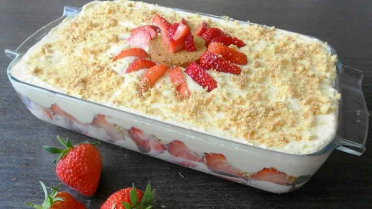 © tiramisu fraises-choco blanc