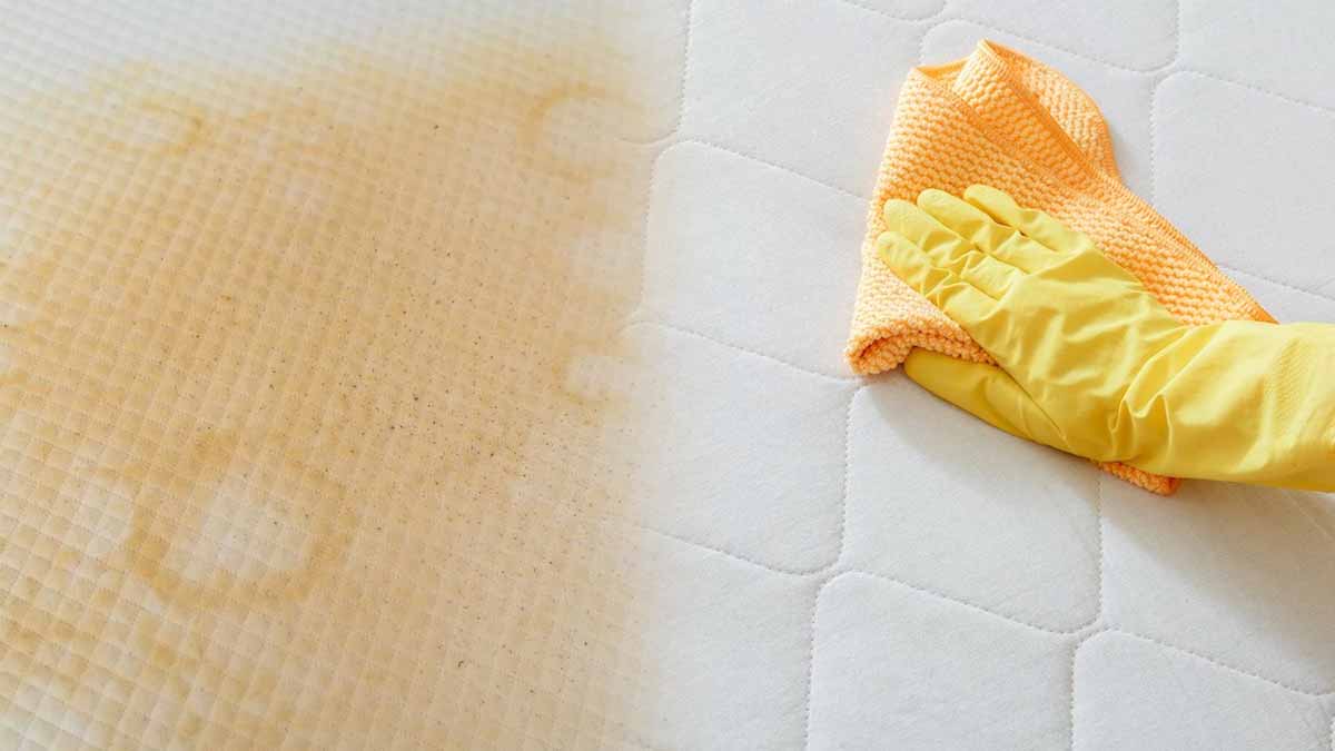 Adieu les taches jaunes sur votre matelas  l’astuce qui lui redonnera un aspect impeccable