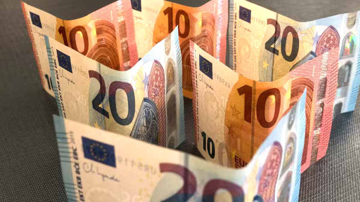 Clap de fin pour les billets de 5 à 100 euros, remplacés par une monnaie numérique 