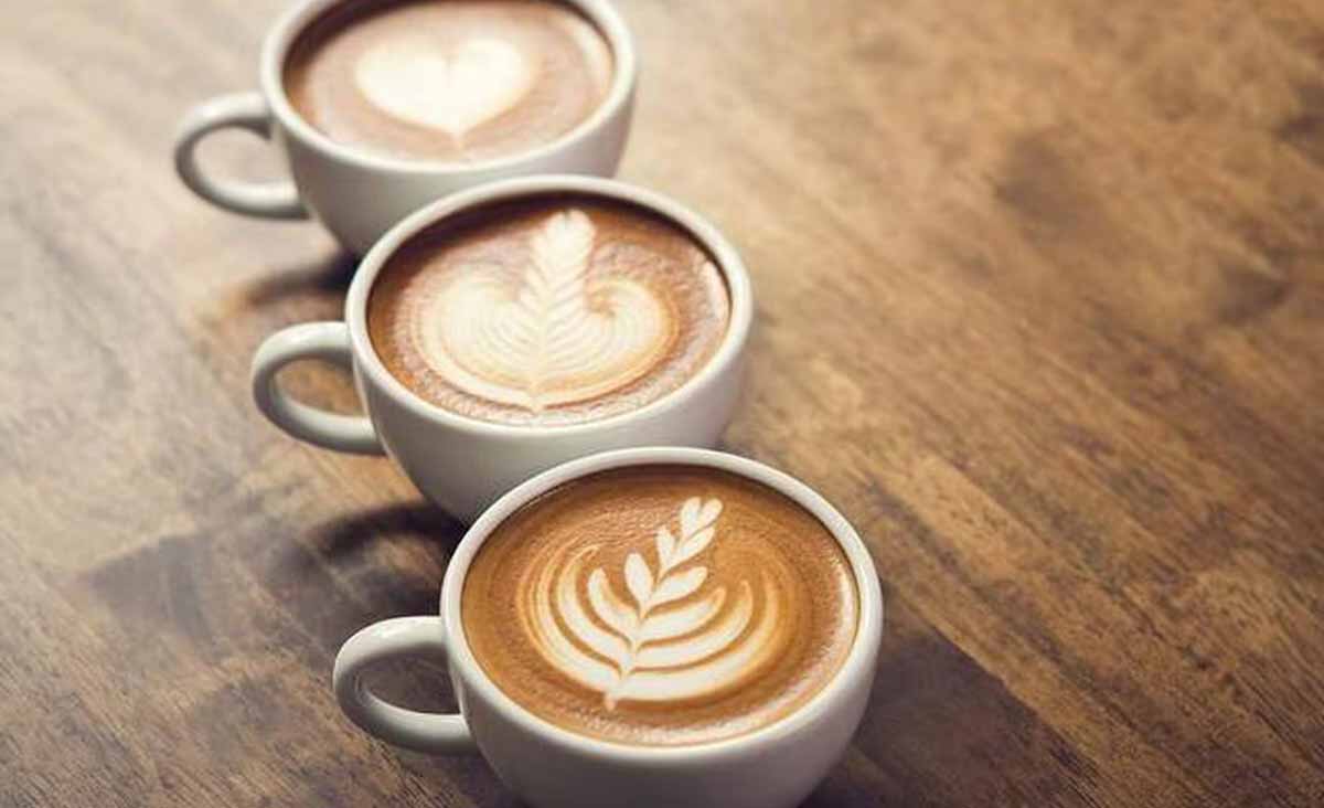 Le nombre de tasses de café que vous devriez boire par jour pour vivre plus longtemps selon un spécialiste durée de vie et café