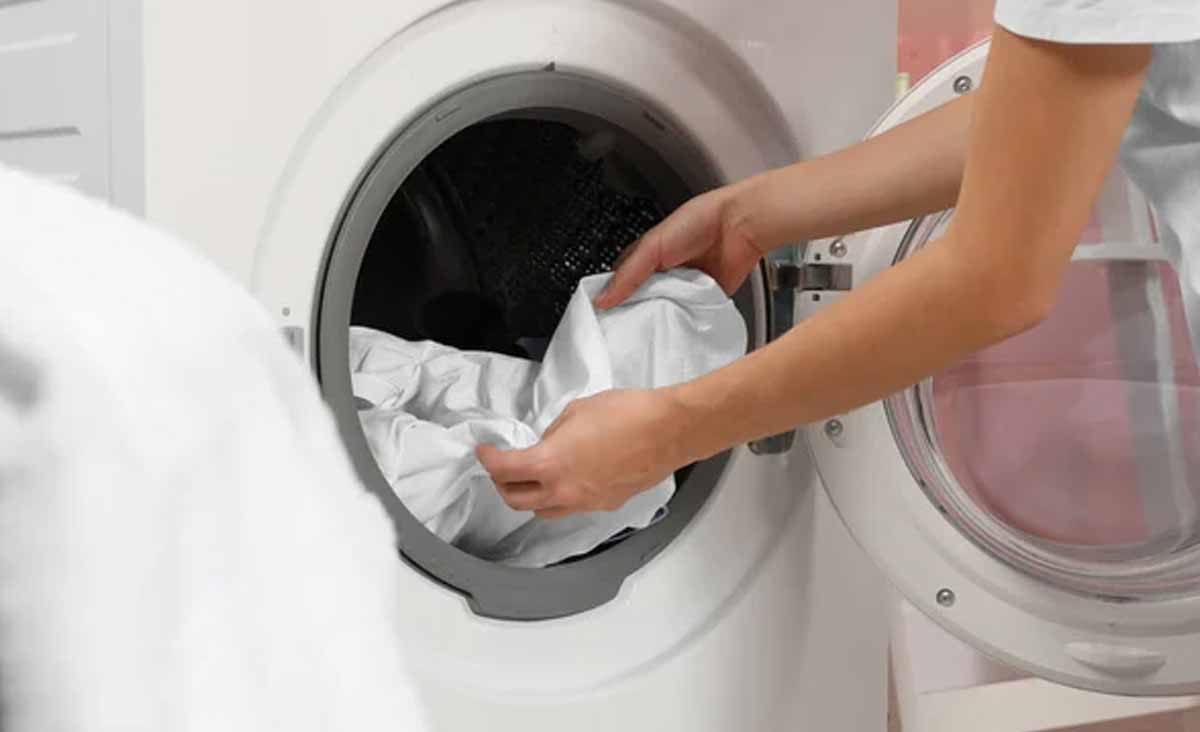 Ni tous les 10 ou 15 jours : à quelle fréquence devez-vous laver vos draps selon ces spécialistes