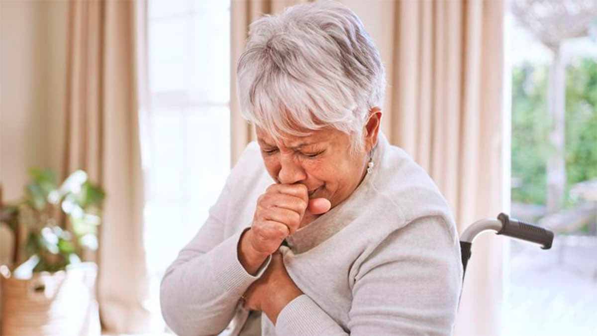 L’odeur de vieux existe et a une origine scientifique : comment la prévenir facilement