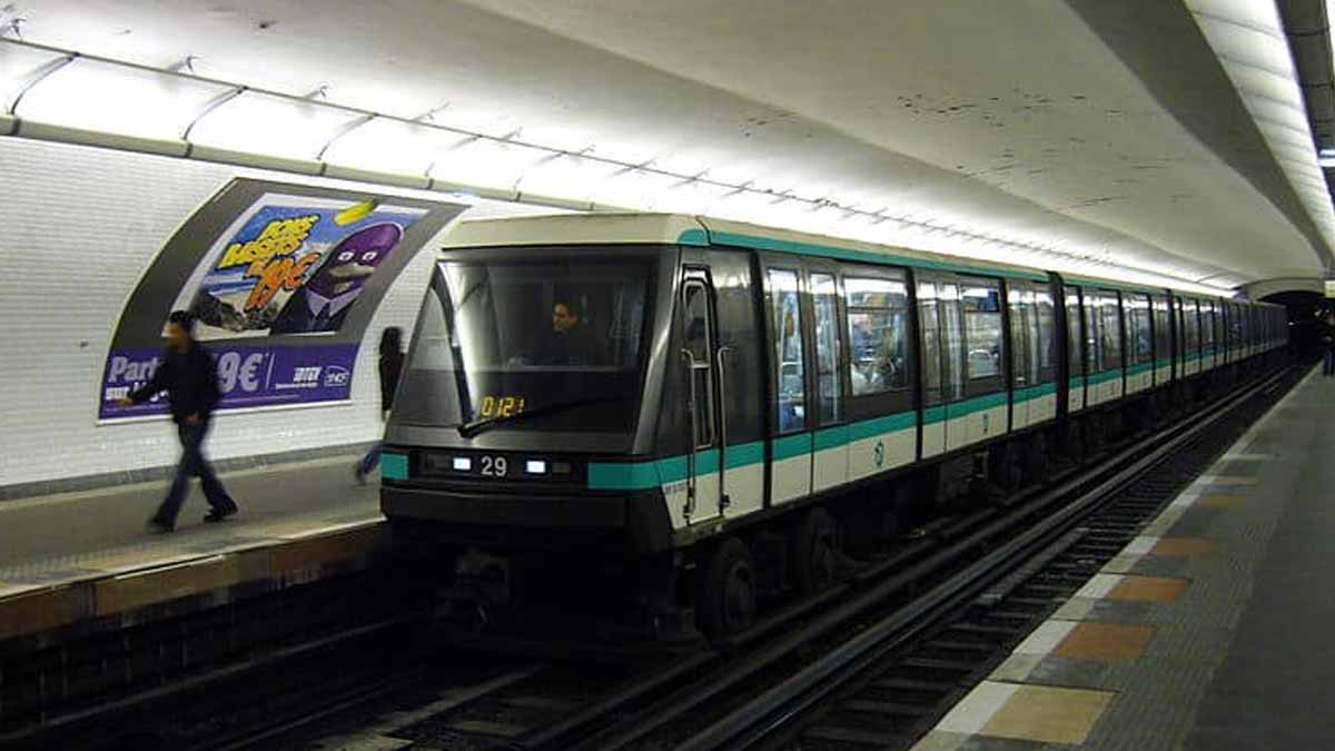 station métro ligne 6